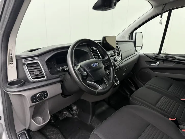 Ford Transit Custom 2023 photo 3