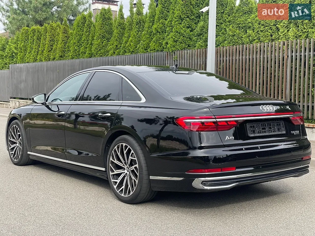 Audi A8 2023 photo 5