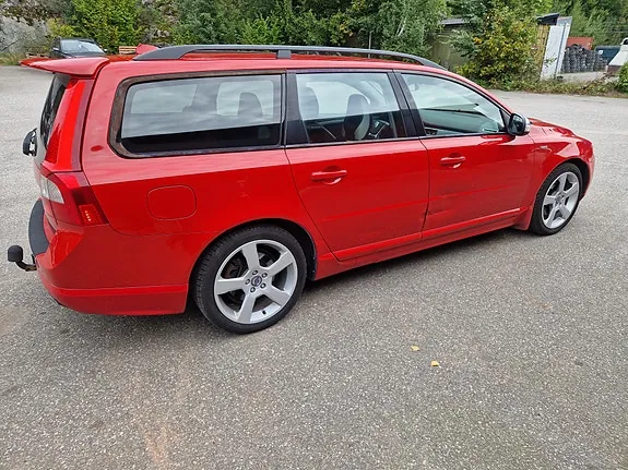 Volvo V70 2011 photo 3