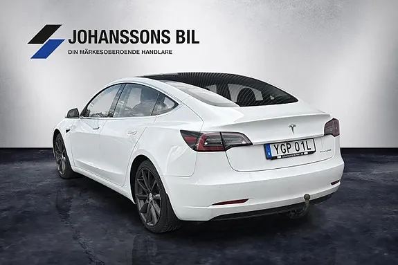 Tesla Model 3 2020 photo 3