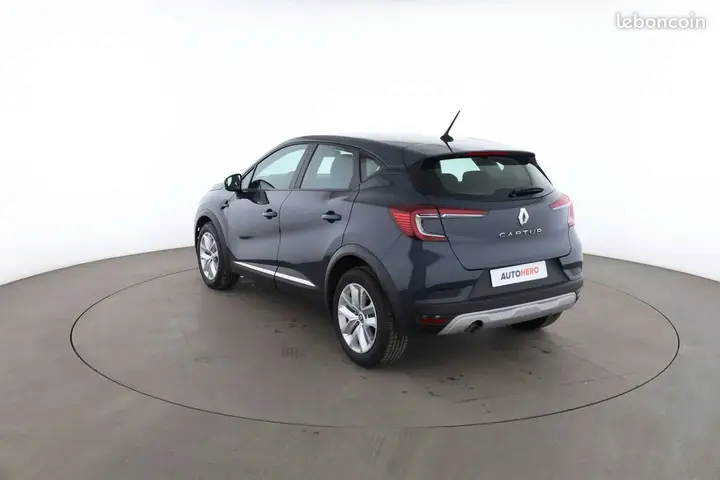 Renault Captur 2021 photo 2
