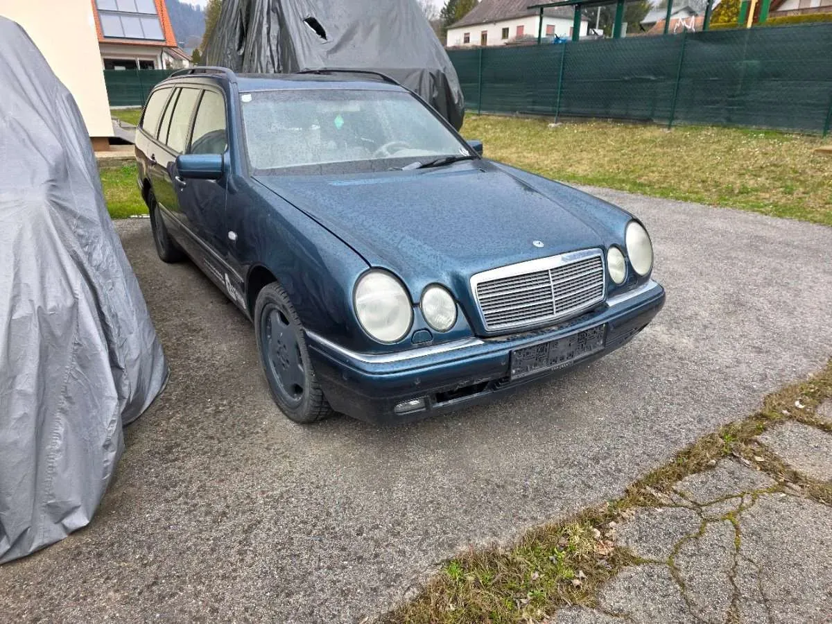 Mercedes-Benz Eklasse