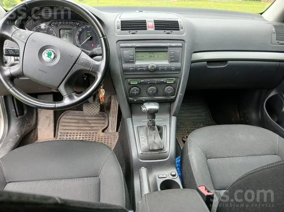 Skoda Octavia 2008 photo 4