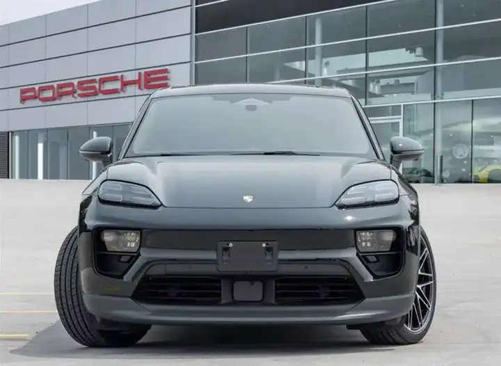 Porsche Macan 2025 photo 2