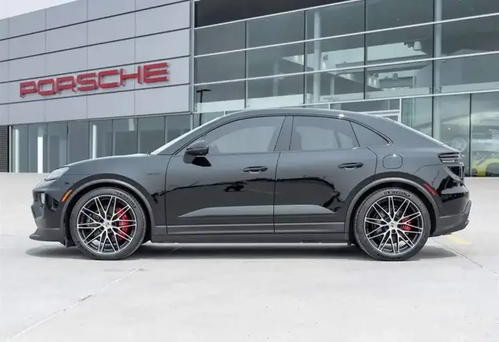 Porsche Macan 2025 photo 3