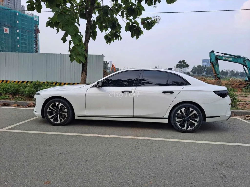 Vinfast Lux A2.0 2022 photo 5