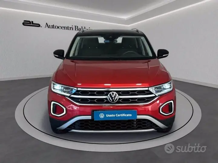 Volkswagen T-Roc 2022 photo 2