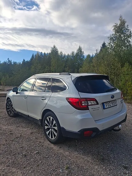 Subaru Outback 2015 photo 4
