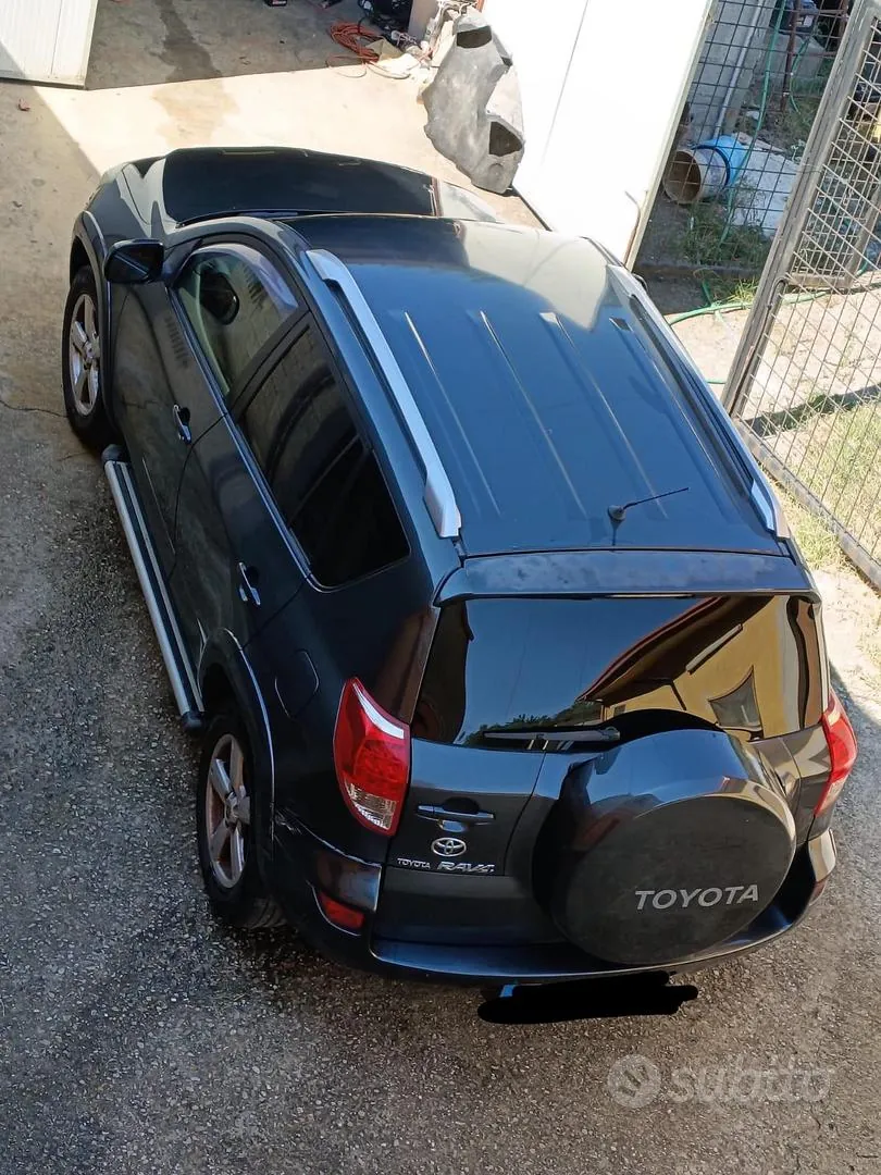 Toyota Rav4 2006 photo 2