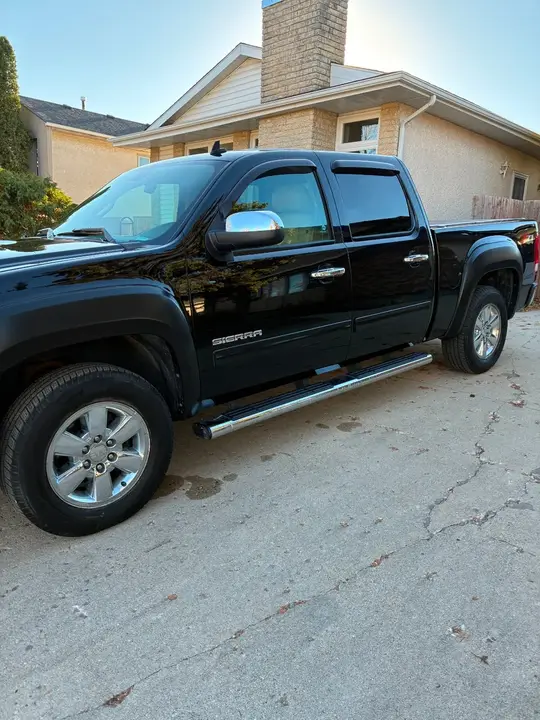 GMC Sierra 1500 2013 photo 2