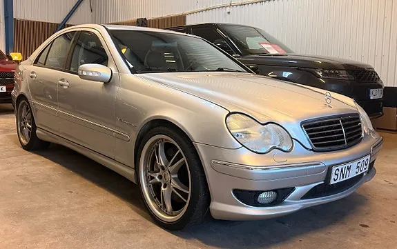 Mercedes-Benz C32 2002 photo 5