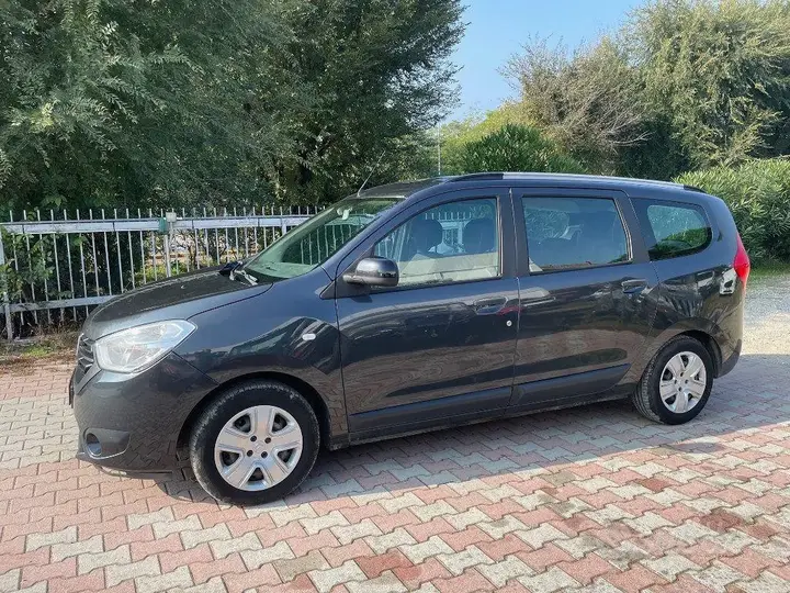 Dacia Lodgy 2019 photo 2
