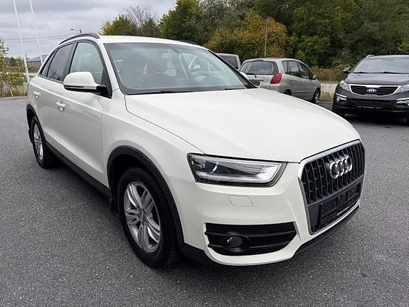 Audi Q3 2012 photo 4