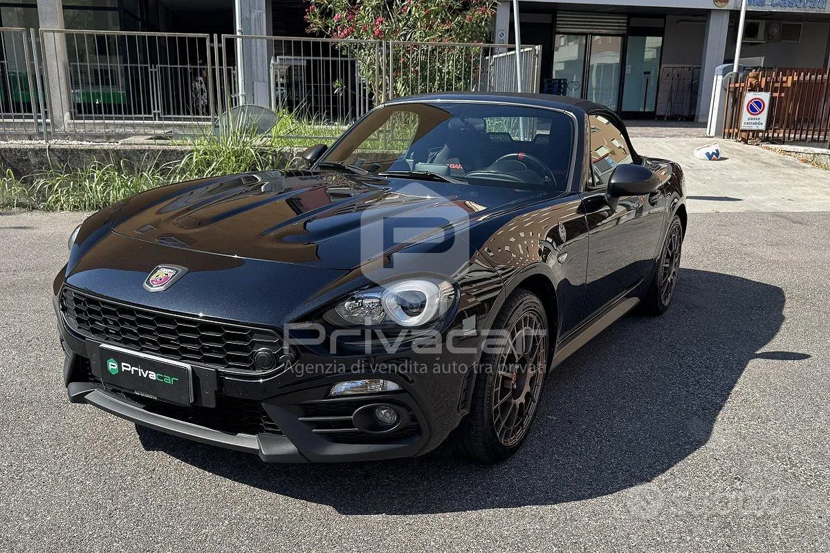 Abarth 124 Spider