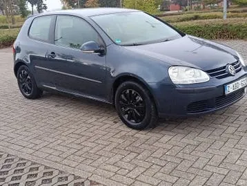 Volkswagen Golf 2005 photo 2