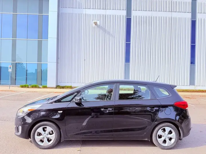 Kia Rondo 2014 photo 5