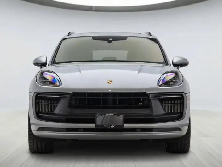 Porsche Macan 2023 photo 2