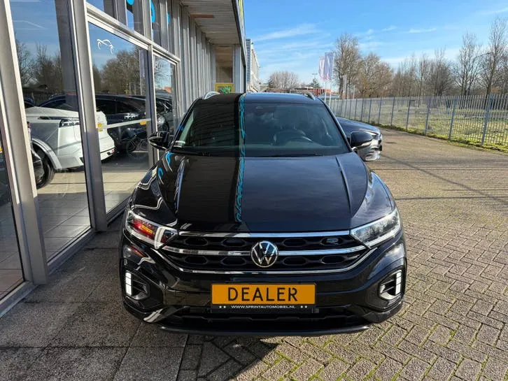 Volkswagen T-Roc 2025 photo 2