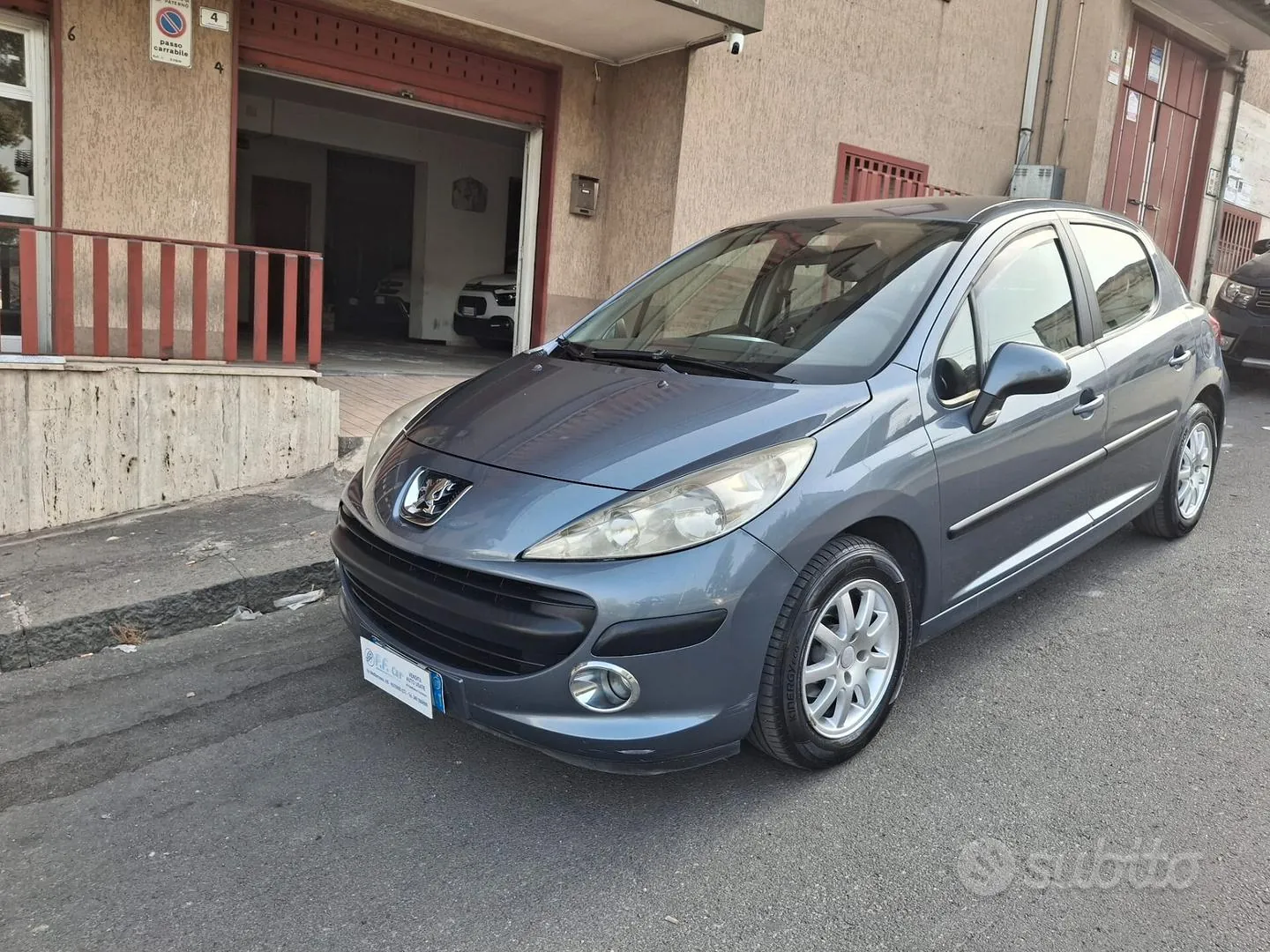 Peugeot 207 2007 photo 2