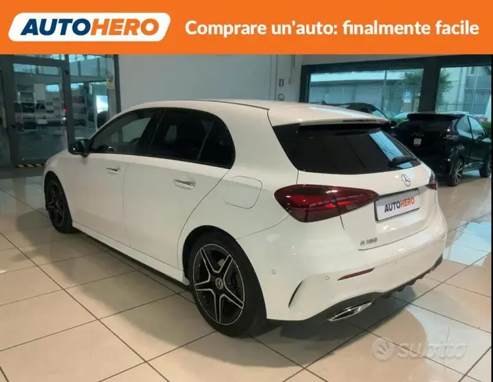 Mercedes-Benz A 180 2024 photo 4