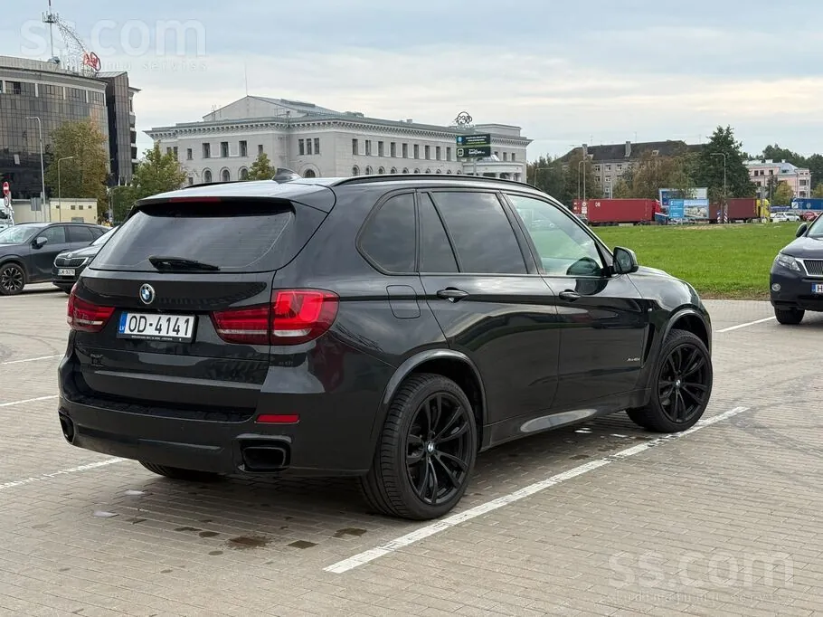 BMW X5 2014 photo 3