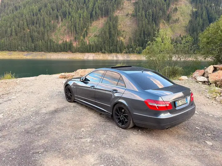 Mercedes-Benz E350 2010 photo 5