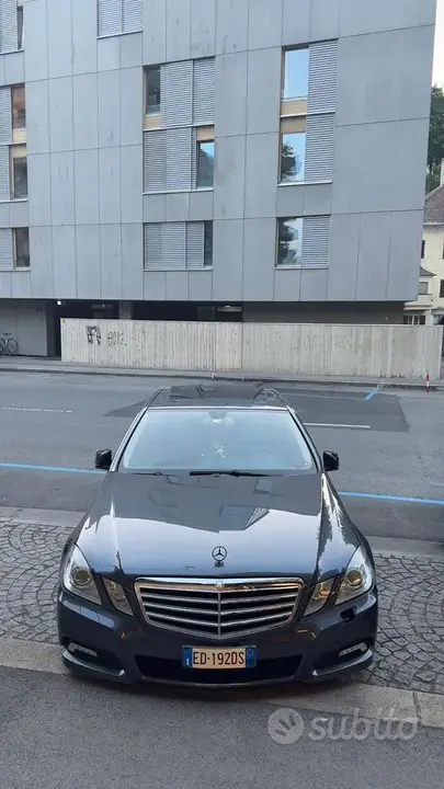 Mercedes-Benz E350 2010 photo 3