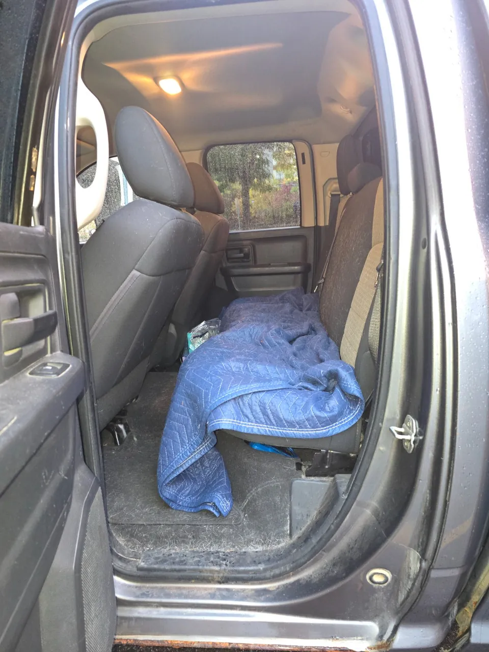 Dodge Ram 1500 2012 photo 5