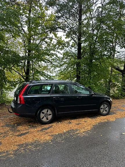 Volvo V50 2009 photo 2