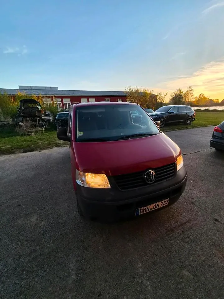 Volkswagen T5 Caravelle