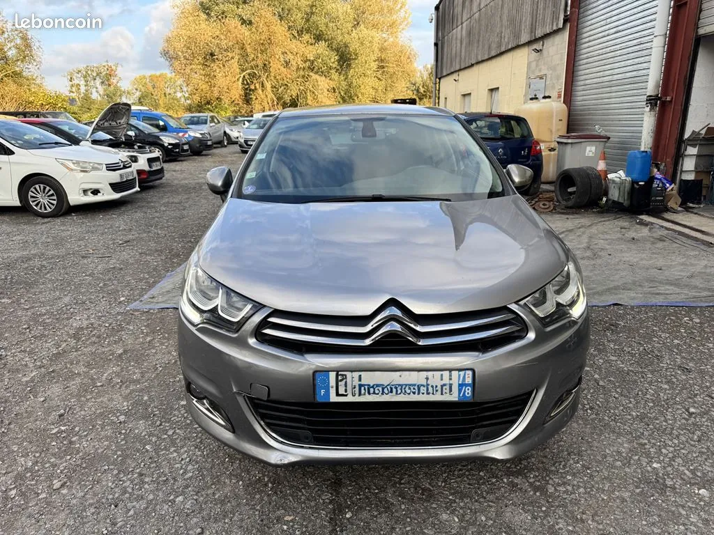 Citroen C4 2018 photo 2
