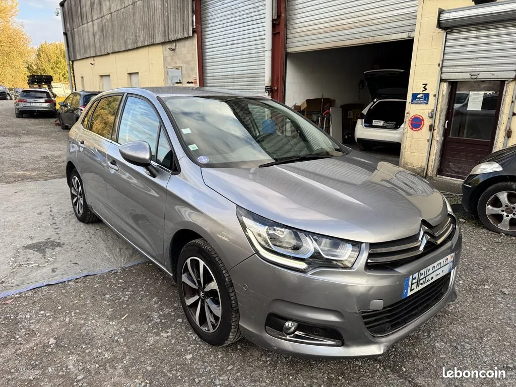Citroen C4 2018 photo 3
