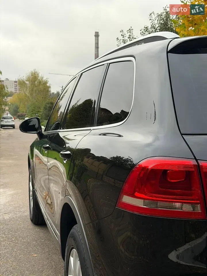 Volkswagen Touareg 2011 photo 4