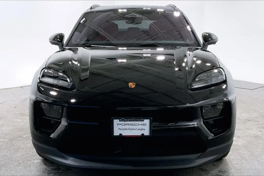Porsche Macan 2025 photo 2