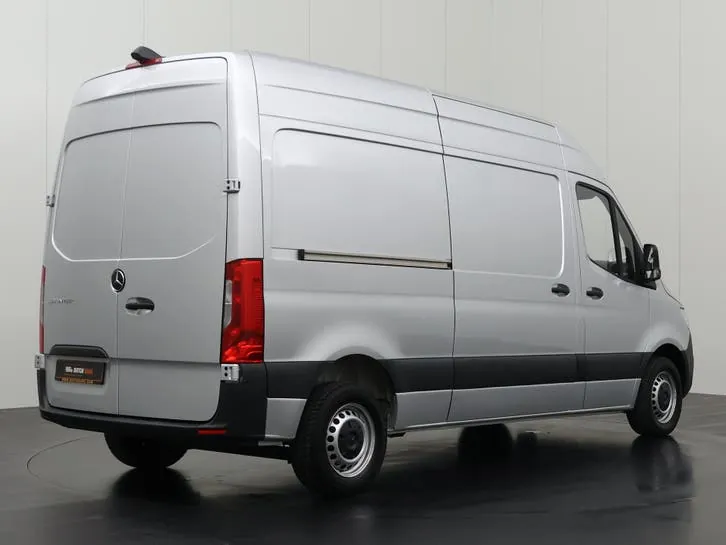 Mercedes-Benz Sprinter 2022 photo 2
