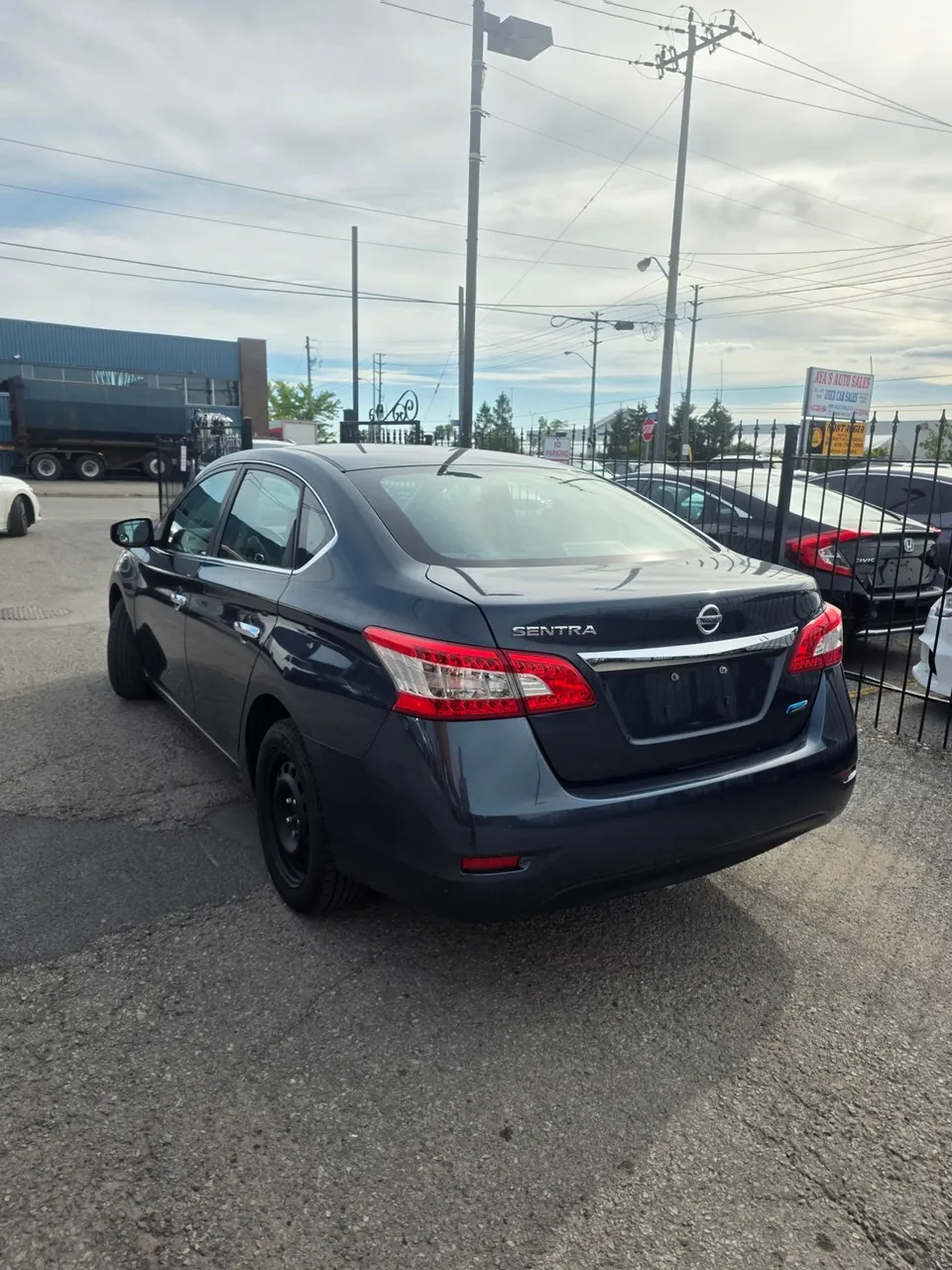 Nissan Sentra 2015 photo 3