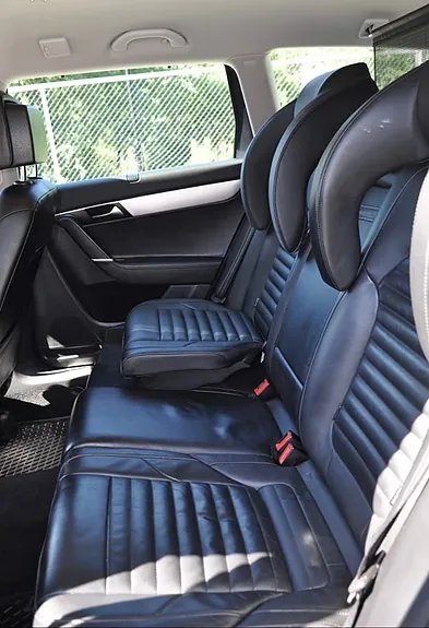 Volkswagen Passat 2011 photo 3