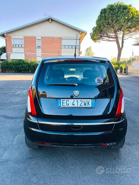 Lancia Musa 2011 photo 4