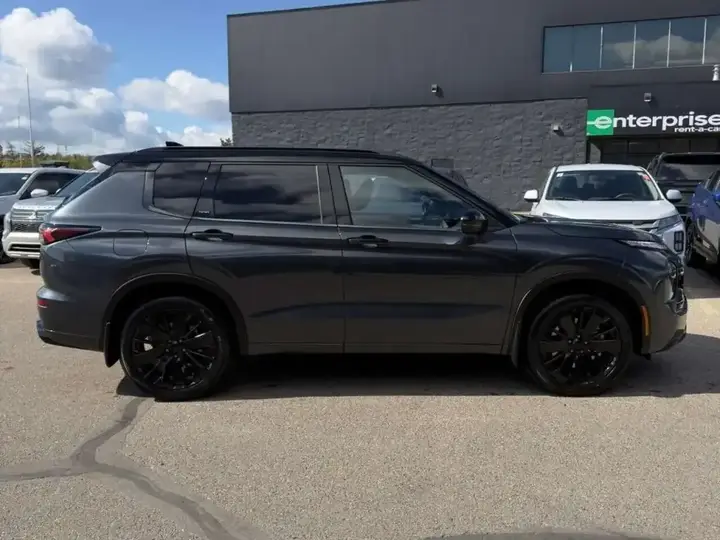 Mitsubishi Outlander 2026 photo 4