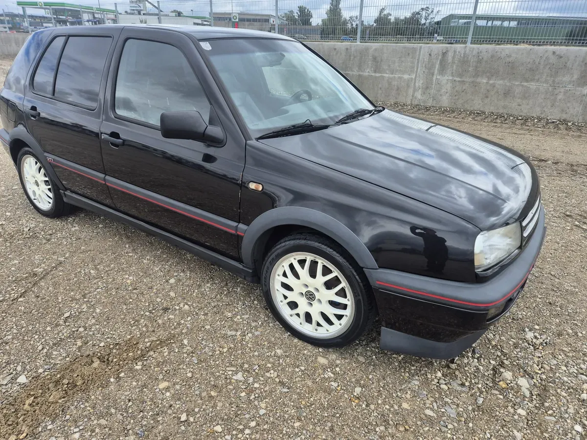 Volkswagen Golf 1995 photo 3