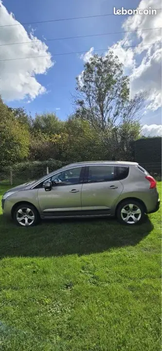 Peugeot 3008 2009 photo 2
