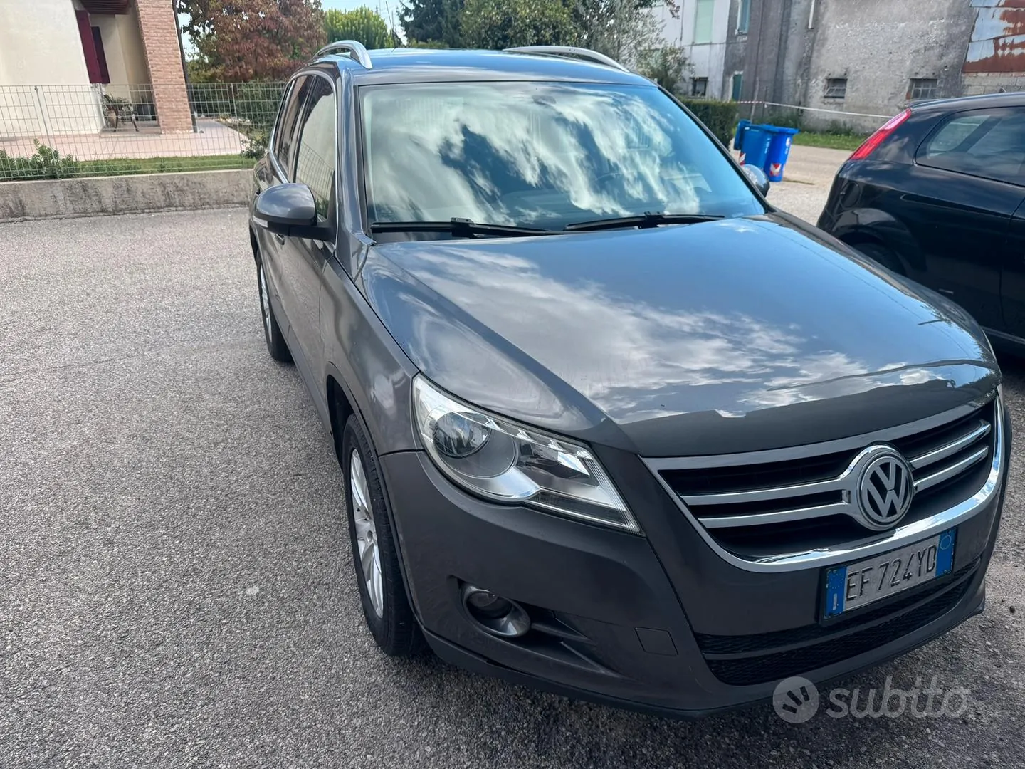 Volkswagen Tiguan 2011 photo 2