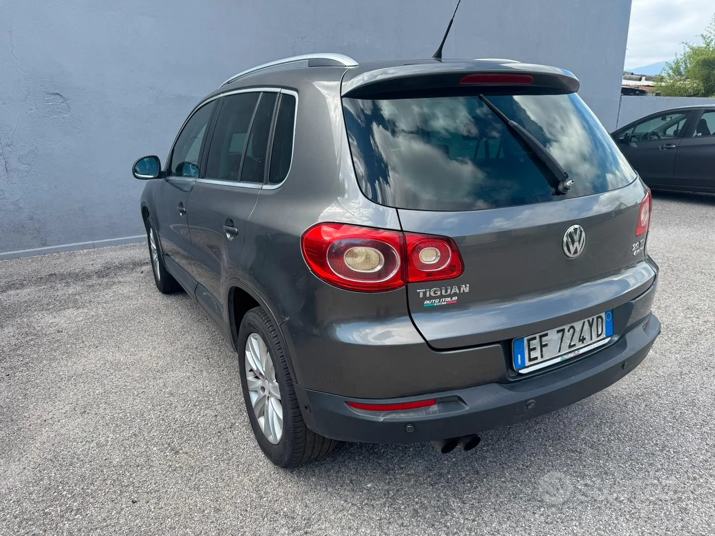 Volkswagen Tiguan 2011 photo 4