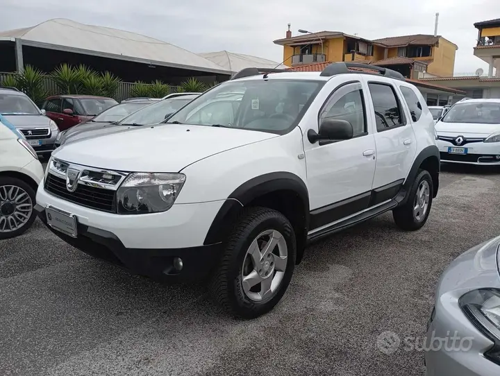 Dacia Duster 2011 photo 2