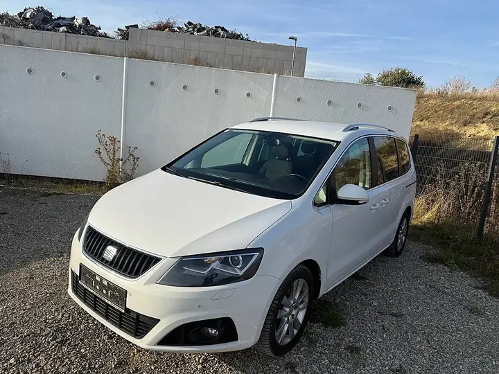 Seat Alhambra 2012 photo 3