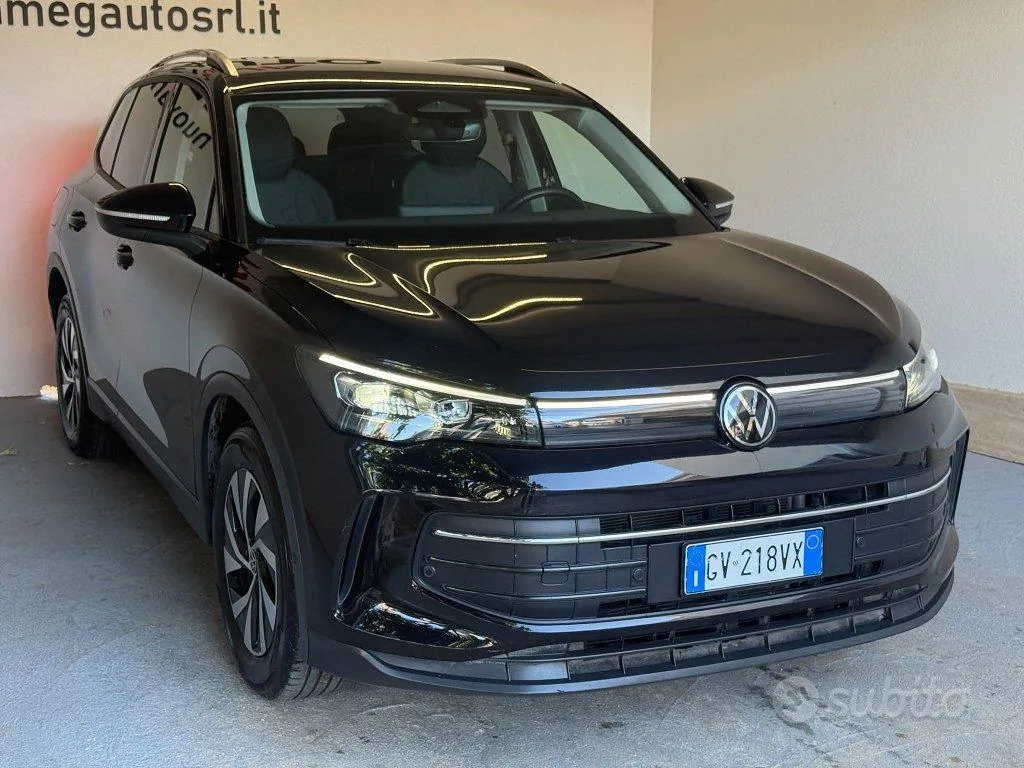 Volkswagen Tiguan 2024 photo 2