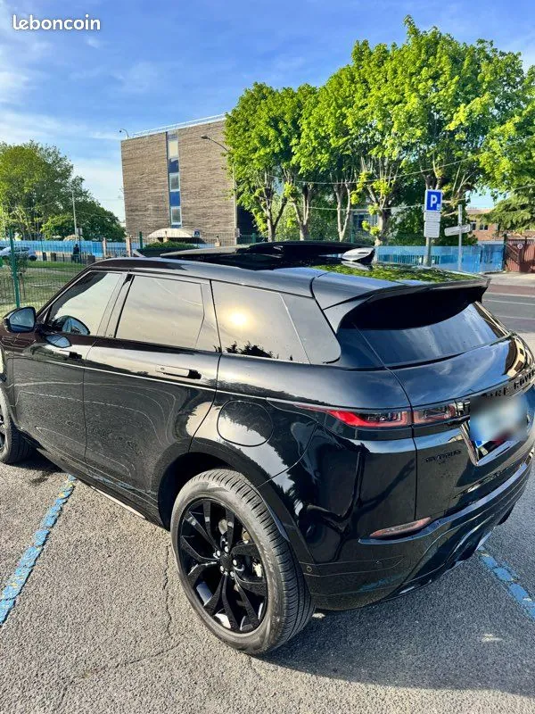 Land Rover Evoque 2021 photo 3