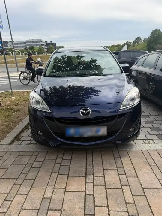 Mazda 5