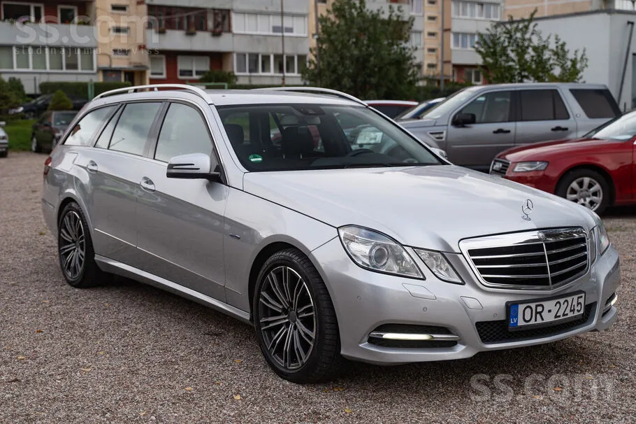 Mercedes-Benz E350 2010 photo 3