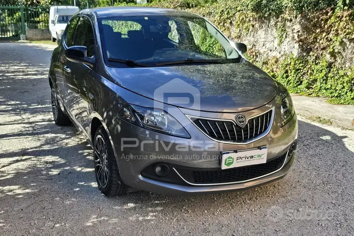 Lancia Ypsilon 2022 photo 3
